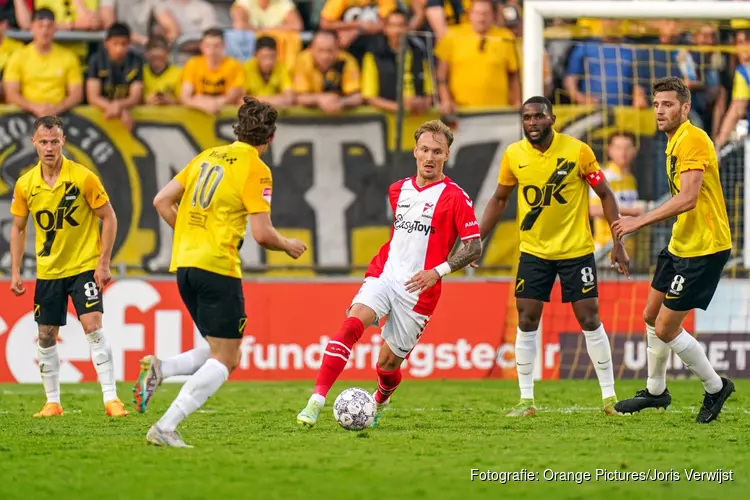 FC Emmen begint play-offs met uitzege op NAC