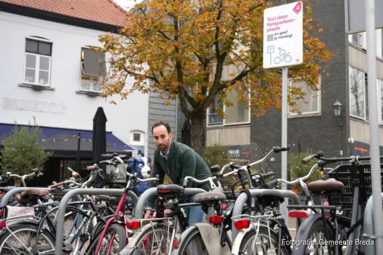 Breda test verschillende manieren van scooter- en fietsparkeren